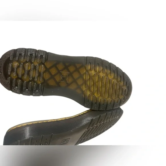 💚💚🌼NWOT DR.MARTENS WOMENS ZAVALA FLAT COMBAT CASUAL FALL WINTER BOOT - Picture 8 of 11